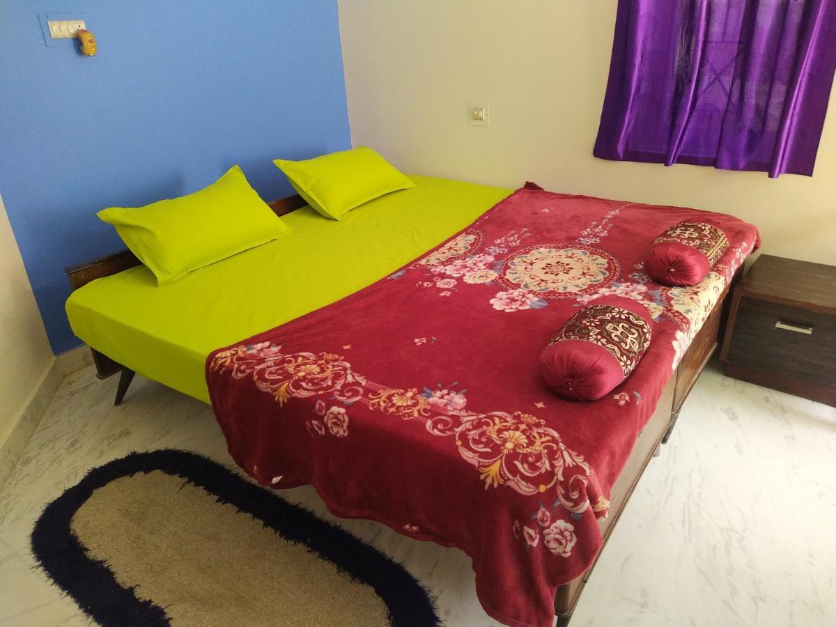 Sara Beach House Puri Luaran gambar