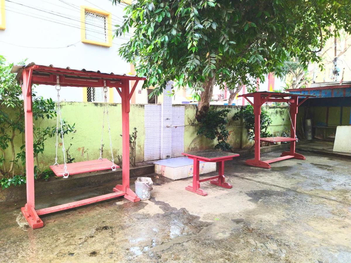 Sara Beach House Puri Luaran gambar